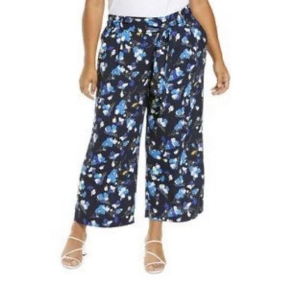 Halogen Crop Pants Wide Leg Black Blue White Floral Elastic Waist Belt 1X - Picture 2 of 14